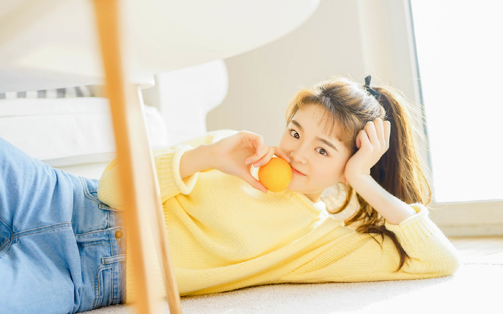 球队战略调整：教练宣布新的战术方向，球员布置战术
