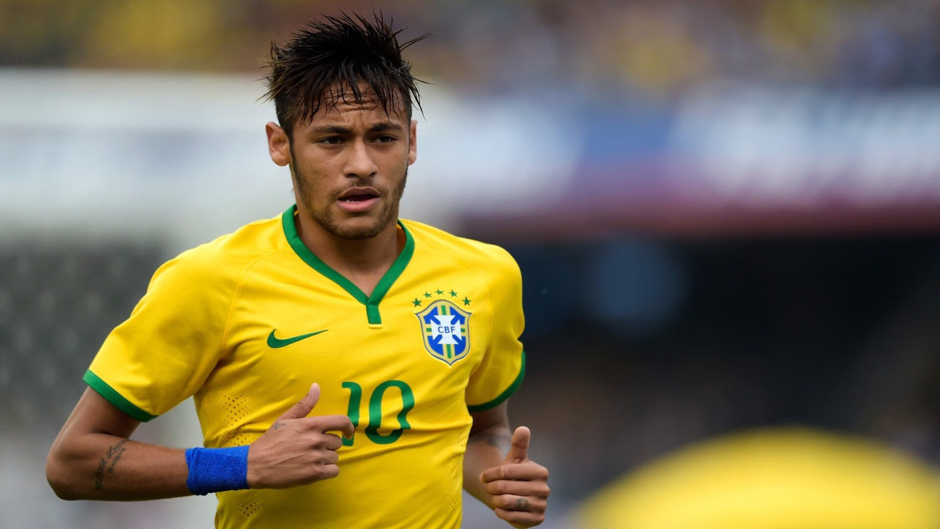 “超级巨星火力全开，点燃现场气氛，成就经典一战”，超级巨星难度是不是加大了